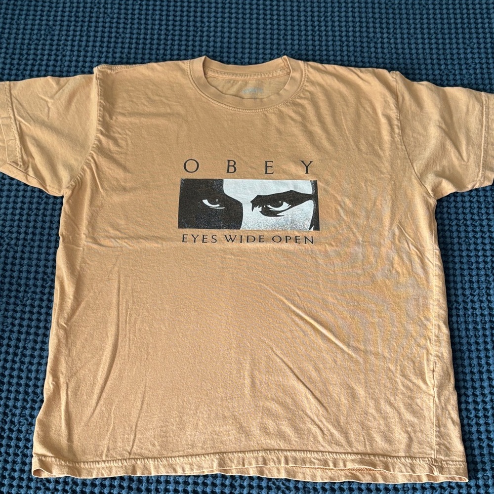 Obey t-shirt Small